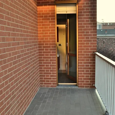 La Dolce - Con Parcheggio Privato Vicino Al Centro E All'ospedale