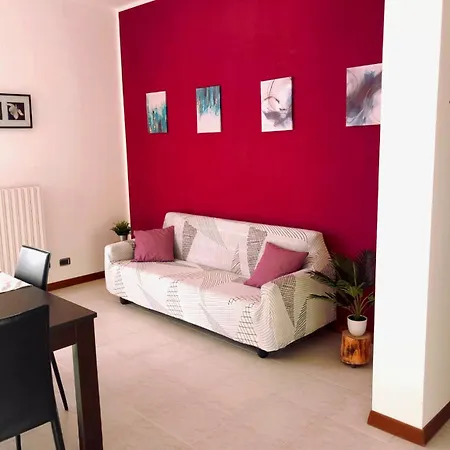 Apartment La Dolce - Con Parcheggio Privato Vicino Al Centro E All'ospedale Asti